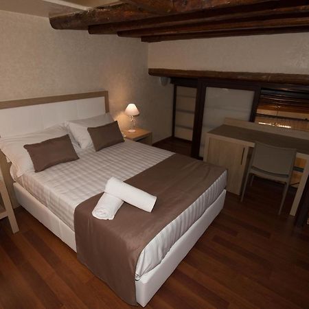 B&B La Serenissima Палермо Екстер'єр фото